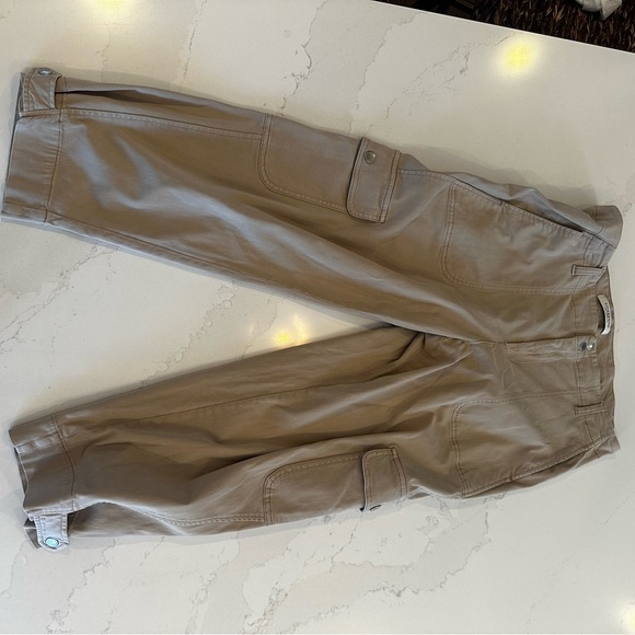 Liverpool Women's Barrel‎ Leg Khaki Pants - Picture 3 of 9
